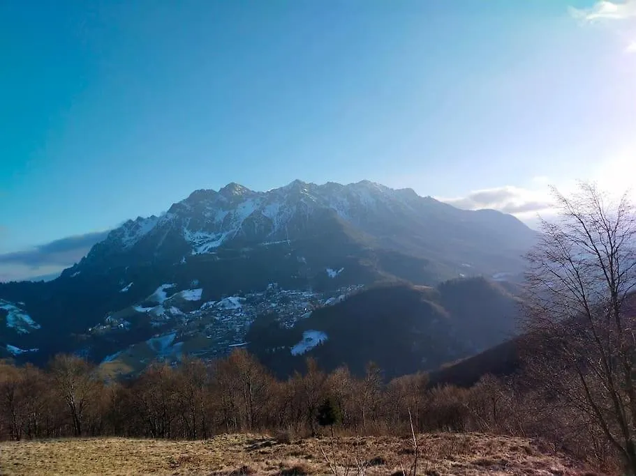 Appartamento Con La Vista Oltre il Colle